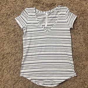 lululemon Love V-Neck T-Shirt
